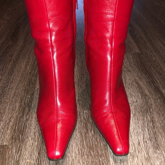 ACCEPTING OFFERS Gianni Bini Square Toe Red Bootie - Picture 3 of 6
